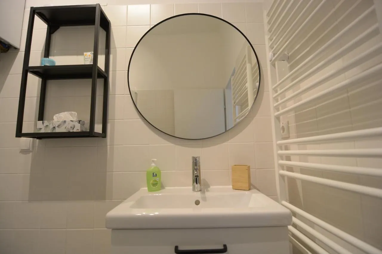 2-Rooms; Stay And Relax! Near Vienna Main Station Lägenhet